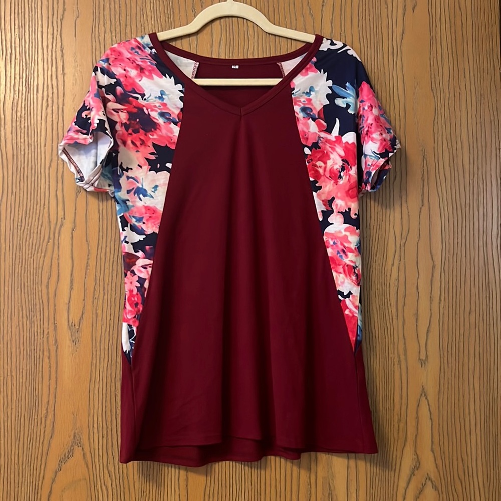 Burgundy floral short sleeve shirt